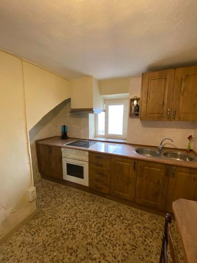 Image No.8-4 Bed Property for sale