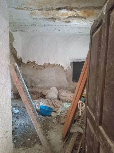 Image No.31-5 Bed Property for sale