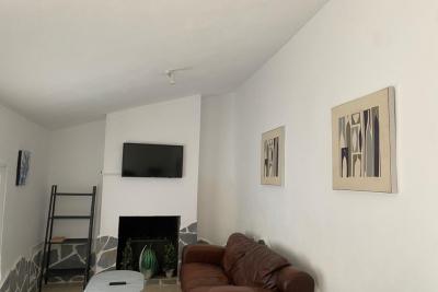 Image No.37-10 Bed Property for sale