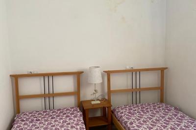 Image No.38-10 Bed Property for sale