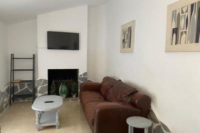 Image No.47-10 Bed Property for sale