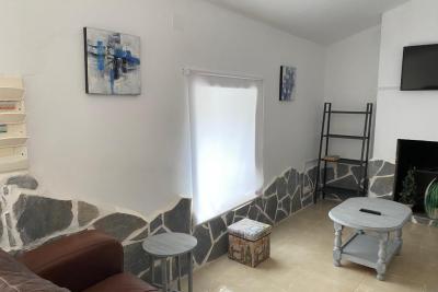 Image No.50-10 Bed Property for sale