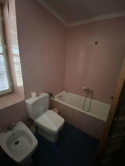 Image No.48-8 Bed Property for sale