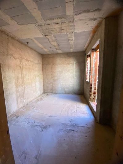 Image No.10-3 Bed Property for sale