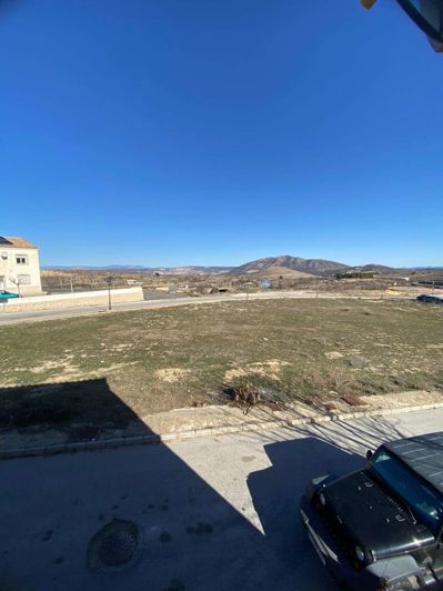 Image No.3-3 Bed Property for sale