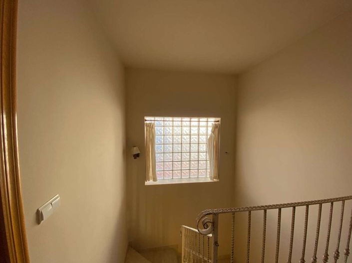 Image No.23-4 Bed Property for sale