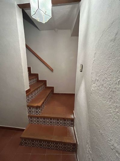 Image No.16-3 Bed Property for sale