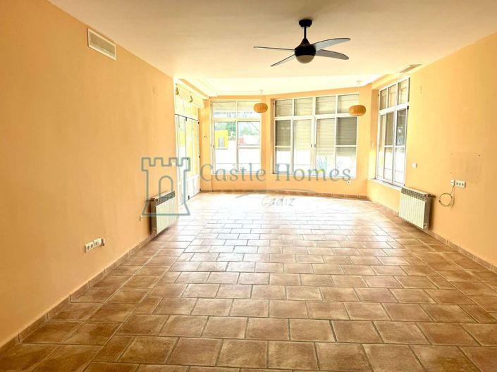 Image No.26-5 Bed Villa for sale