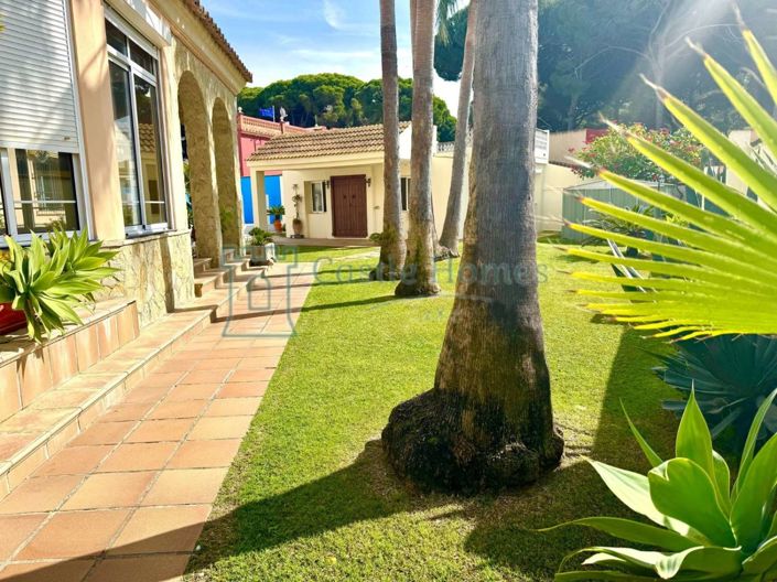 Image No.7-5 Bed Villa for sale