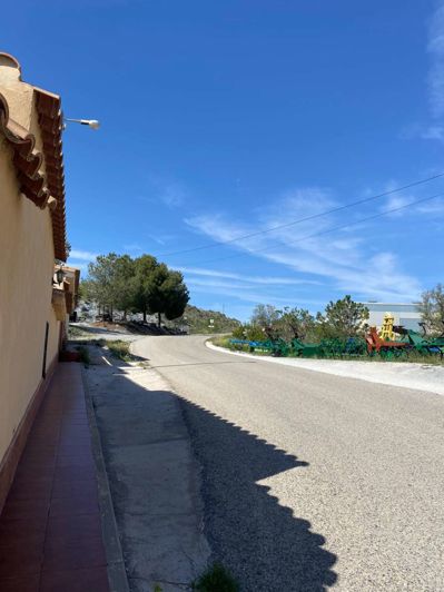 Image No.16-4 Bed Property for sale