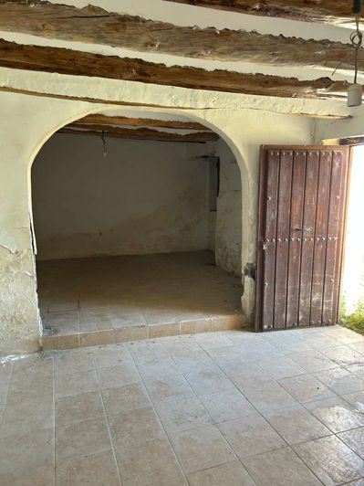 Image No.3-4 Bed Property for sale