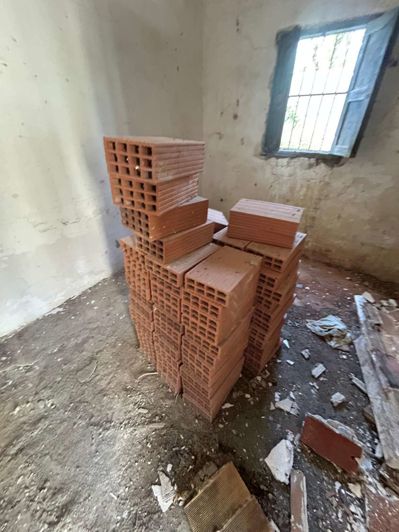 Image No.33-4 Bed Property for sale