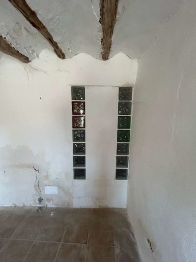 Image No.34-4 Bed Property for sale