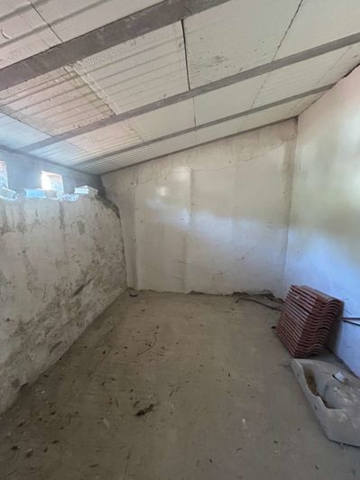 Image No.9-4 Bed Property for sale