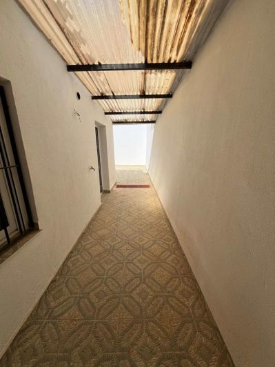 Image No.19-3 Bed Townhouse for sale