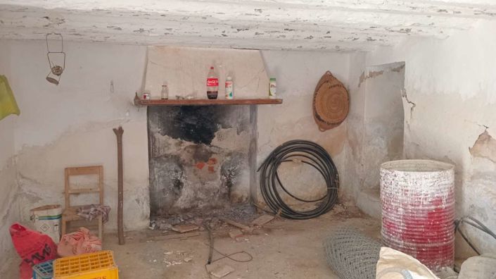 Image No.12-1 Bed Property for sale