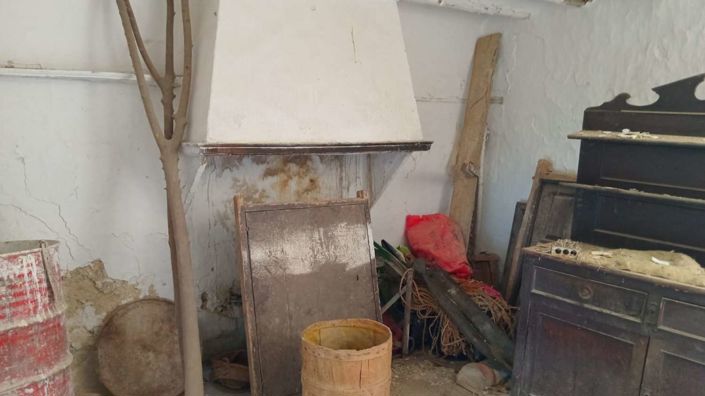 Image No.6-1 Bed Property for sale