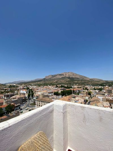 Image No.12-4 Bed Apartment for sale