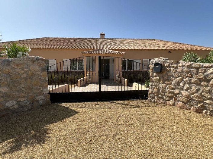 Image No.3-5 Bed Villa for sale