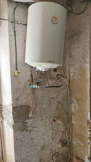 Image No.23-6 Bed Property for sale