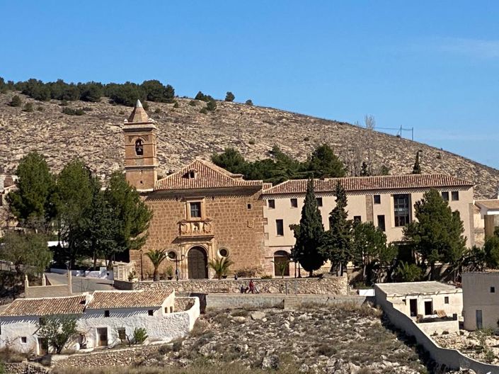 Image No.23-3 Bed Property for sale