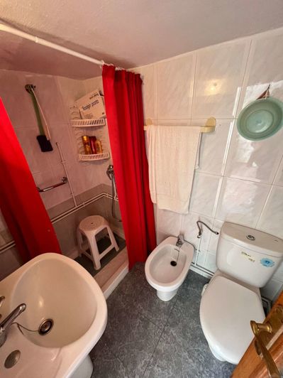 Image No.11-5 Bed Property for sale