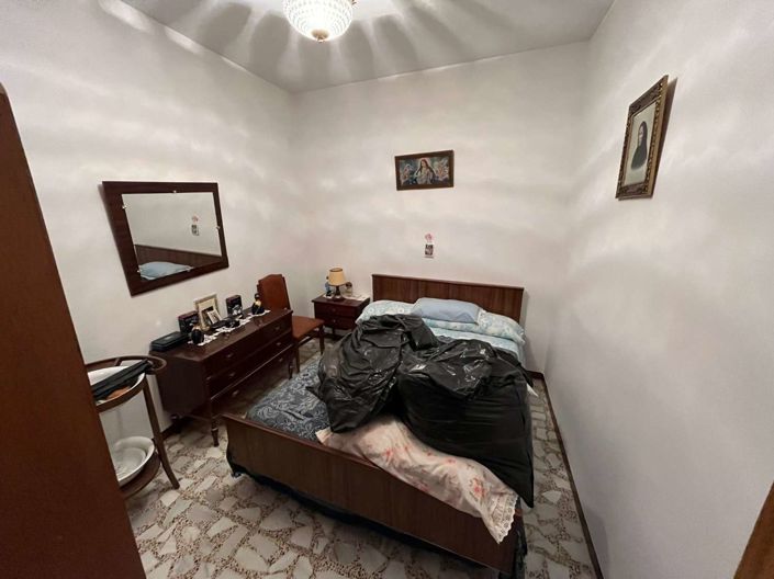 Image No.19-5 Bed Property for sale