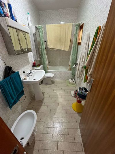 Image No.25-5 Bed Property for sale