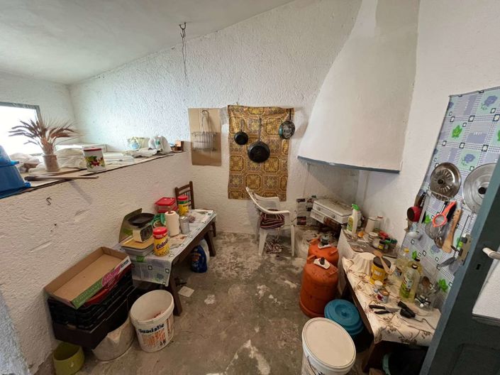 Image No.32-5 Bed Property for sale