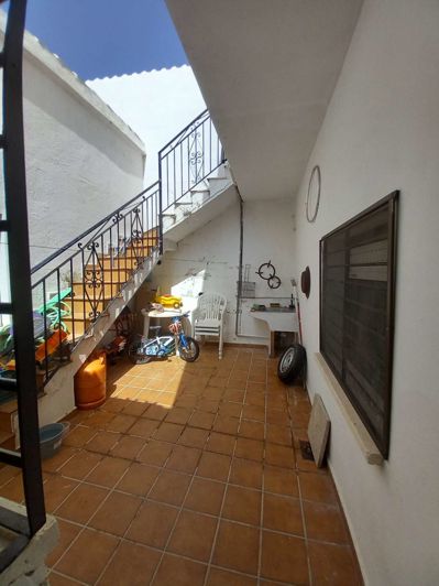 Image No.14-4 Bed Property for sale