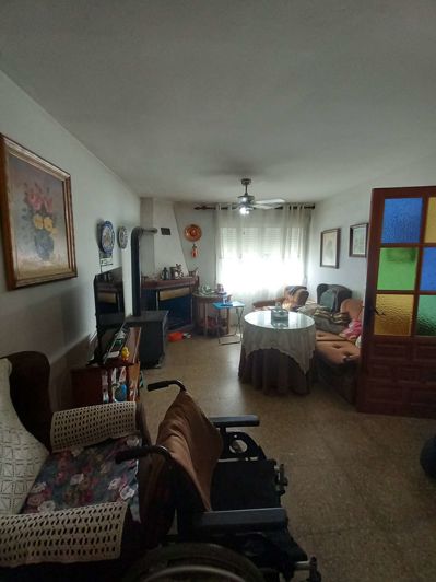 Image No.8-4 Bed Property for sale