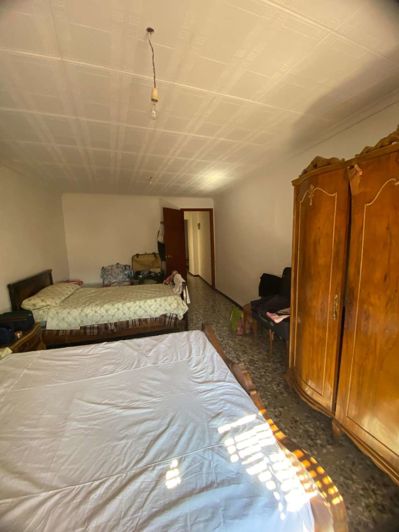 Image No.15-3 Bed Property for sale