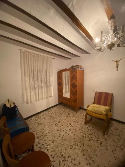 Image No.5-3 Bed Property for sale