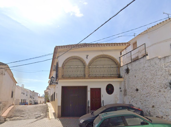 Image No.33-5 Bed Property for sale