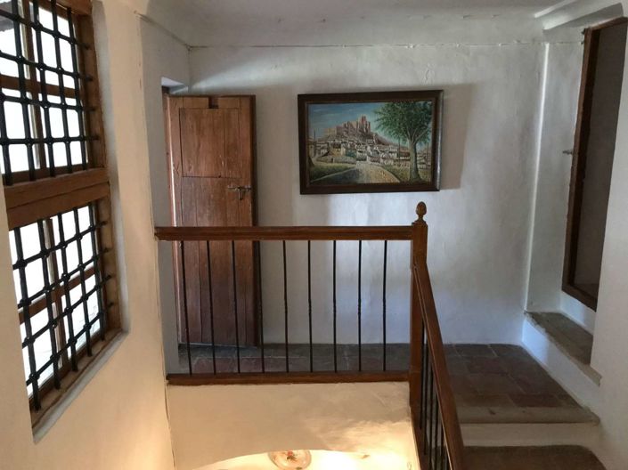 Image No.20-5 Bed Property for sale