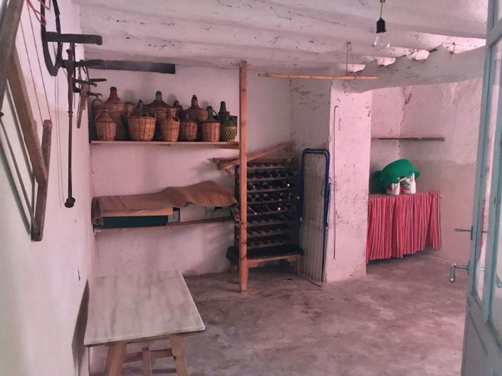 Image No.33-5 Bed Property for sale