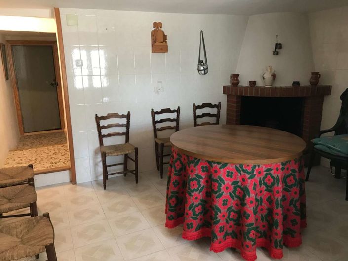 Image No.34-5 Bed Property for sale