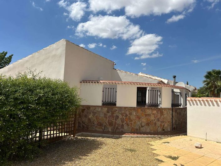 Image No.3-3 Bed Chalet for sale