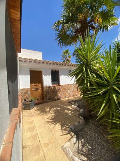 Image No.8-3 Bed Chalet for sale