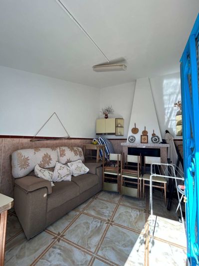 Image No.23-4 Bed Townhouse for sale