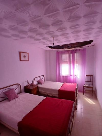 Image No.19-7 Bed Property for sale