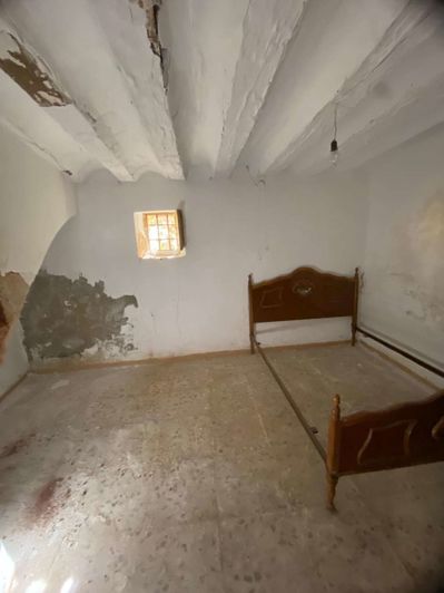 Image No.3-3 Bed Property for sale