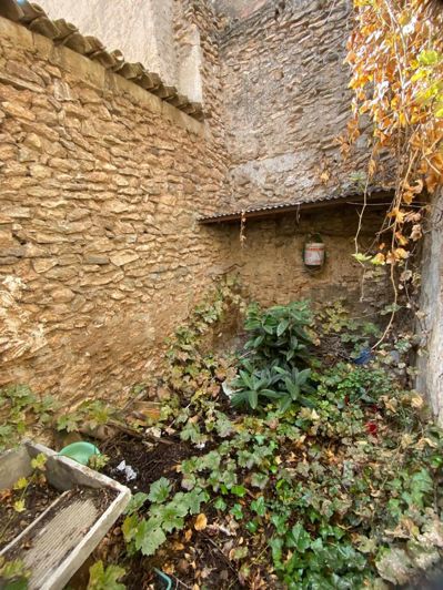 Image No.6-3 Bed Property for sale