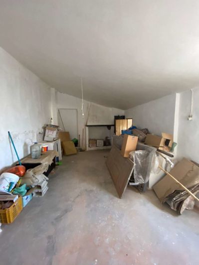 Image No.25-4 Bed Property for sale