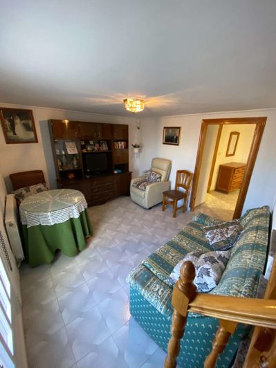 Image No.4-4 Bed Property for sale