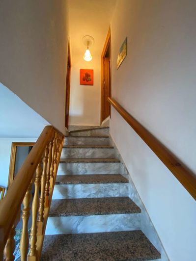 Image No.7-4 Bed Property for sale