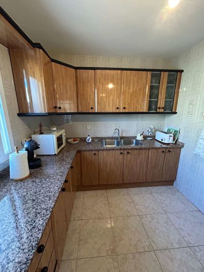 Image No.10-5 Bed Property for sale