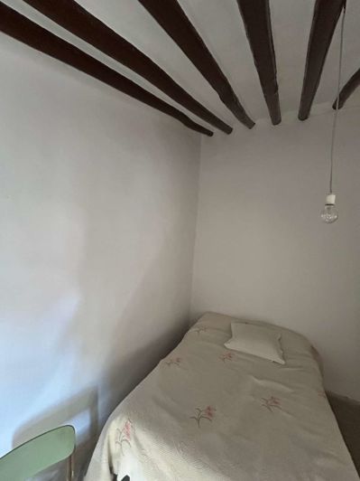 Image No.20-5 Bed Property for sale