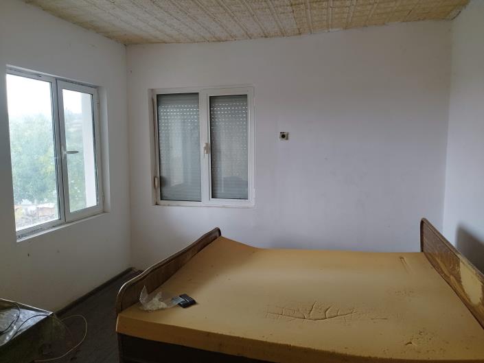 Image No.3-2 Bed Country Property for sale