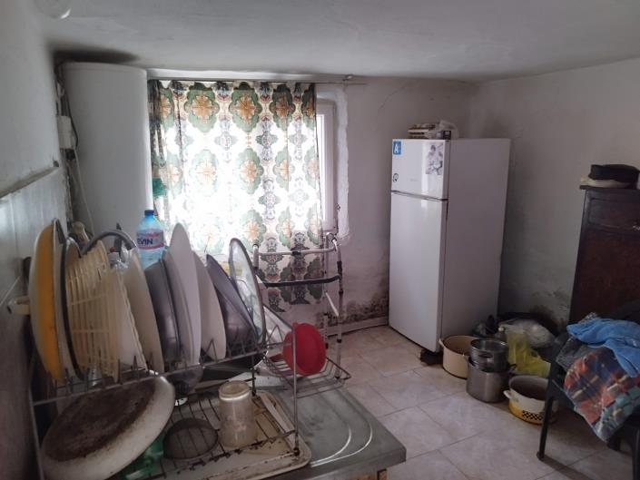 Image No.5-2 Bed Country Property for sale